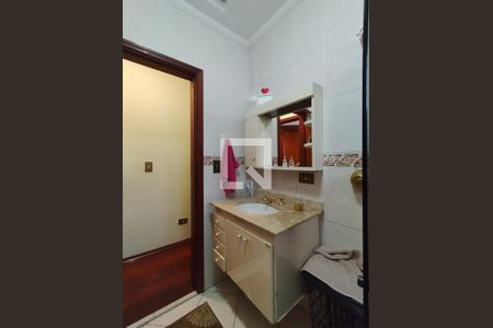 Casa à venda com 484m², 5 quartos e 7 vagasBanheiro Social