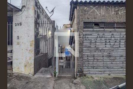 Casa para alugar com 50m², 1 quarto e sem vaga Casa para alugar com 50m², 1 quarto e sem vagaFachada