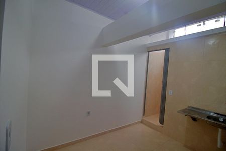 Cozinha de apartamento para alugar com 1 quarto, 35m² em Parque Marabá, Taboão da Serra