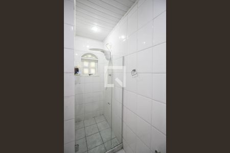 Casa para alugar com 220m², 3 quartos e 2 vagas Casa para alugar com 220m², 3 quartos e 2 vagasBanheiro da Suíte 1