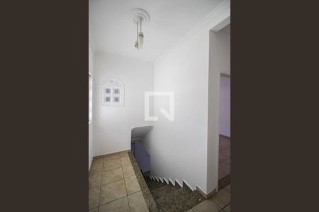 Casa para alugar com 220m², 3 quartos e 2 vagas Casa para alugar com 220m², 3 quartos e 2 vagasHall do Segundo Andar