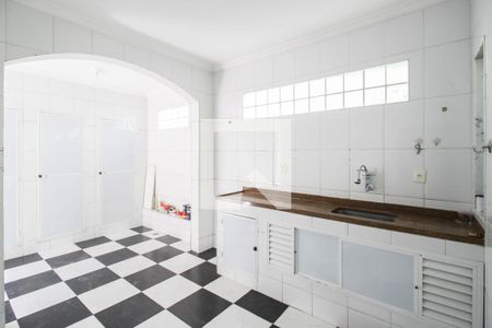 Casa para alugar com 220m², 3 quartos e 2 vagas Casa para alugar com 220m², 3 quartos e 2 vagasCozinha