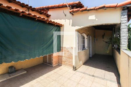 Casa para alugar com 220m², 3 quartos e 2 vagas Casa para alugar com 220m², 3 quartos e 2 vagasVaranda da Suíte 1