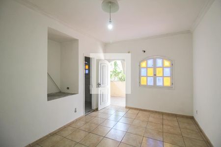 Casa para alugar com 220m², 3 quartos e 2 vagas Casa para alugar com 220m², 3 quartos e 2 vagasSuíte 1