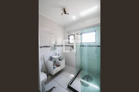 Casa para alugar com 220m², 3 quartos e 2 vagas Casa para alugar com 220m², 3 quartos e 2 vagasBanheiro da Suíte 2