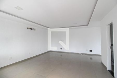 Sala de casa para alugar com 2 quartos, 140m² em Luz, Nova Iguaçu