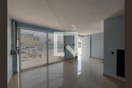 Casa para alugar com 140m², 2 quartos e 2 vagas Casa para alugar com 140m², 2 quartos e 2 vagasGaragem