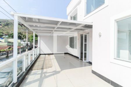 Varanda de casa para alugar com 2 quartos, 140m² em Luz, Nova Iguaçu