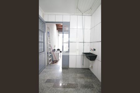 Área de Serviço de casa para alugar com 1 quarto, 40m² em Vila Sao Francisco, São Paulo