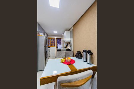 Cozinha de casa para alugar com 2 quartos, 60m² em Olaria, Canoas