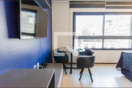 Sala/Quarto de apartamento à venda com 1 quarto, 26m² em Vila Mariana, São Paulo