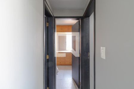 Corredor de apartamento para alugar com 2 quartos, 120m² em Brooklin, São Paulo