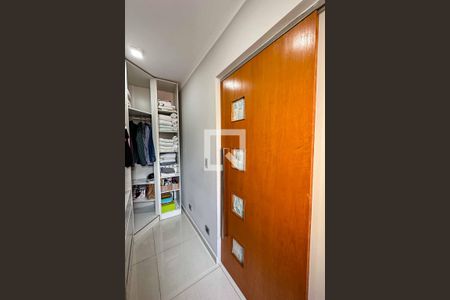 Closet da Suíte de casa à venda com 3 quartos, 220m² em Jardim Paraíso, São Paulo