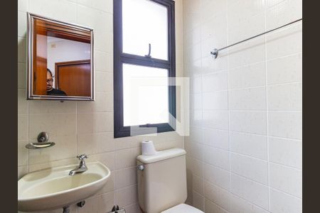 Apartamento à venda com 260m², 4 quartos e 4 vagasBanheiro de serviço