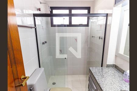 Apartamento à venda com 260m², 4 quartos e 4 vagasBanheiro da Suíte 1