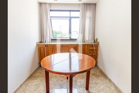 Apartamento à venda com 260m², 4 quartos e 4 vagasSala de Jantar