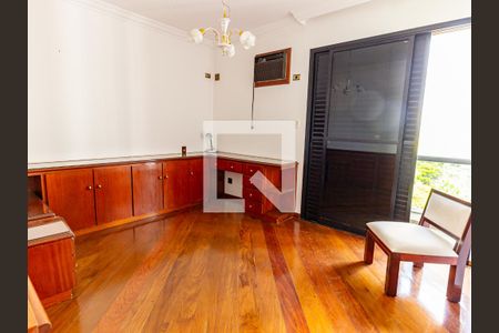 Apartamento à venda com 260m², 4 quartos e 4 vagasSuíte Master