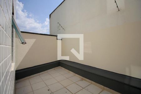 Apartamento para alugar com 130m², 2 quartos e 2 vagasVaranda de fundos