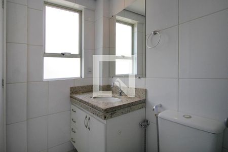 Apartamento para alugar com 130m², 2 quartos e 2 vagasBanheiro da Suíte