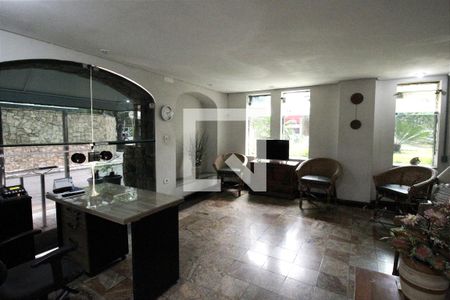 Apartamento para alugar com 140m², 3 quartos e 2 vagasHall social