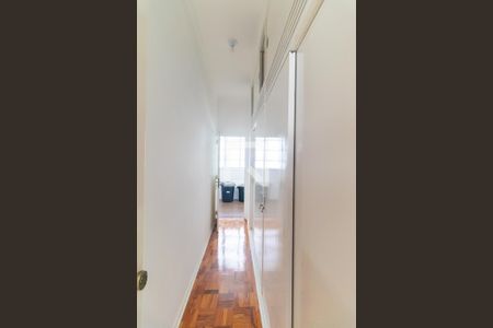 Apartamento à venda com 300m², 3 quartos e 2 vagasCorredor
