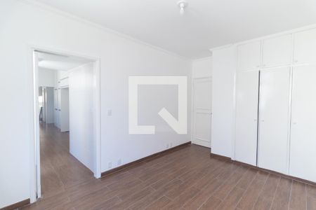 Apartamento à venda com 300m², 3 quartos e 2 vagasCopa