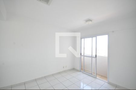 Sala de apartamento para alugar com 3 quartos, 55m² em Vila Mazzei, São Paulo