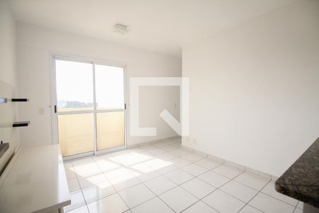 Sala de apartamento para alugar com 3 quartos, 55m² em Vila Mazzei, São Paulo