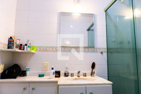 Apartamento à venda com 74m², 2 quartos e 1 vagaBanheiro