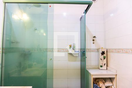 Apartamento à venda com 74m², 2 quartos e 1 vagaBanheiro