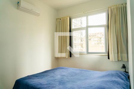 Apartamento à venda com 74m², 2 quartos e 1 vagaQuarto 2