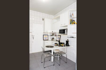 Apartamento à venda com 74m², 2 quartos e 1 vagaCozinha