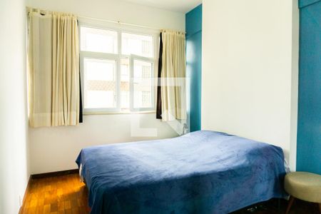 Apartamento à venda com 74m², 2 quartos e 1 vagaQuarto 2