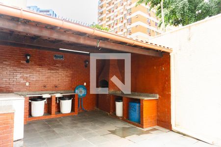 Apartamento à venda com 74m², 2 quartos e 1 vagaÁrea comum