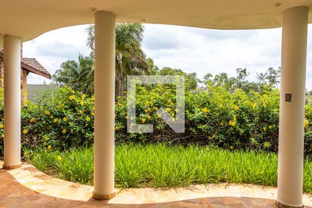 Vista de casa de condomínio à venda com 3 quartos, 316m² em Jardim Botânico (sousas), Campinas