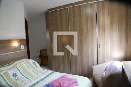 Suíte de casa à venda com 3 quartos, 155m² em Vila Fiat Lux, São Paulo