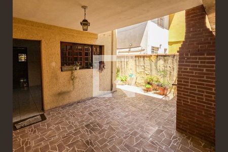 Casa à venda com 155m², 3 quartos e 2 vagasQuintal