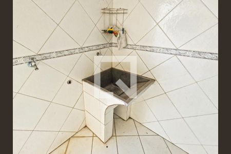 Casa à venda com 155m², 3 quartos e 2 vagasLavanderia