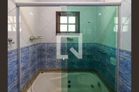 Casa à venda com 155m², 3 quartos e 2 vagasBanheiro da suite