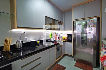 Apartamento à venda com 101m², 3 quartos e 2 vagasCozinha