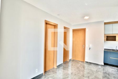 Apartamento para alugar com 38m², 2 quartos e sem vaga Apartamento para alugar com 38m², 2 quartos e sem vagaSala