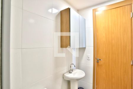 Apartamento para alugar com 38m², 2 quartos e sem vaga Apartamento para alugar com 38m², 2 quartos e sem vagaBanheiro