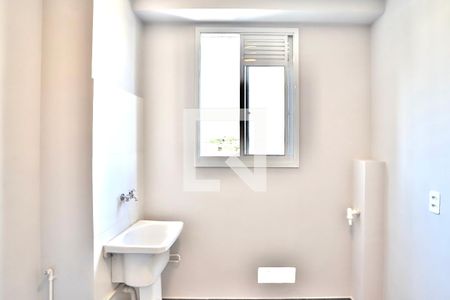 Apartamento para alugar com 38m², 2 quartos e sem vaga Apartamento para alugar com 38m², 2 quartos e sem vagaBanheiro