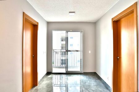 Apartamento para alugar com 38m², 2 quartos e sem vaga Apartamento para alugar com 38m², 2 quartos e sem vagaSala