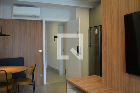 Sala de apartamento para alugar com 2 quartos, 73m² em Pinheiros, São Paulo