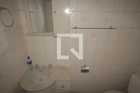 Casa à venda com 260m², 5 quartos e 4 vagasBanheiro 1 casa 2