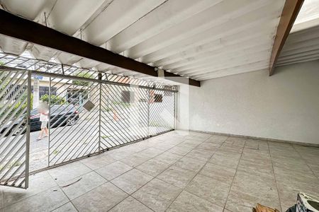 Casa à venda com 300m², 4 quartos e 3 vagasGaragem