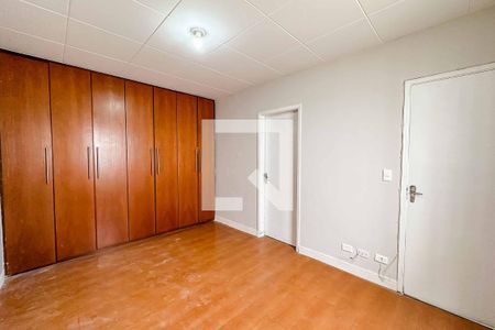 Quarto 1 de casa à venda com 4 quartos, 300m² em Vila Aurora (zona Norte), São Paulo