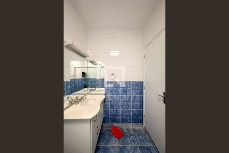 Casa à venda com 300m², 4 quartos e 3 vagasBanheiro