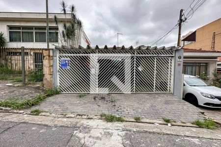 Casa à venda com 300m², 4 quartos e 3 vagasFachada